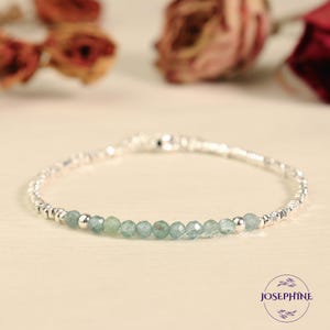Pulsera de cuentas de turmalina verde, pulsera minimalista delicada con pequeñas cuentas de cristal de piedras preciosas naturales para mujer, pulsera calmante y curativa