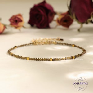 Rökkvarts minimalistiskt elegant armband för kvinnor, lager-på-lager-armband, 2 mm armband med ädelstenspärlor, armband med helande meditation, present till henne
