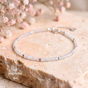 Minimalistische sierlijke kralen edelsteen armband in sterlingzilver, maansteen 3 mm kralen delicate vrouwen armband, genezing meditatie balans, cadeau