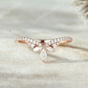 Einzigartige Marquise Cut Moissanite Ehering Rose Gold Moissanite Gebogener Ehering Stacking Passender Jahrestag Versprechen Ringe für Frauen