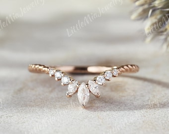 Marquise Moissanite Curved Wedding Band Rose Gold Stapelring Benutzerdefinierte Moissanite Ringe für Frauen Moissanite Wedding Band Personalisierte Geschenke