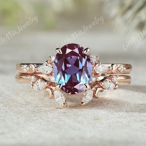 Moon Design Oval Cut Alexandrite Engagement Ring Set Rose Gold Moissanite Wedding Ring Custom Promise Ring Anniversary Gift for Her