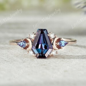 Art Deco Coffin Cut Alexandrite Engagement Ring Rose Gold Moon Alexandrite Wedding Ring Unique Halloween Ring Anniversary Gift For Her