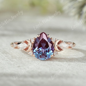 Unique Pear Cut Alexandrite Engagement Ring Solid Gold Moon Moissanite Cluster Wedding Ring Promise Ring Anniversary Rings for Women