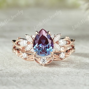 Unique Alexandrite Ring Set Nature Inspired Pear Cut Alexandrite Engagement Ring Set Rose Gold Moissanite Wedding Band Promise Ring Set