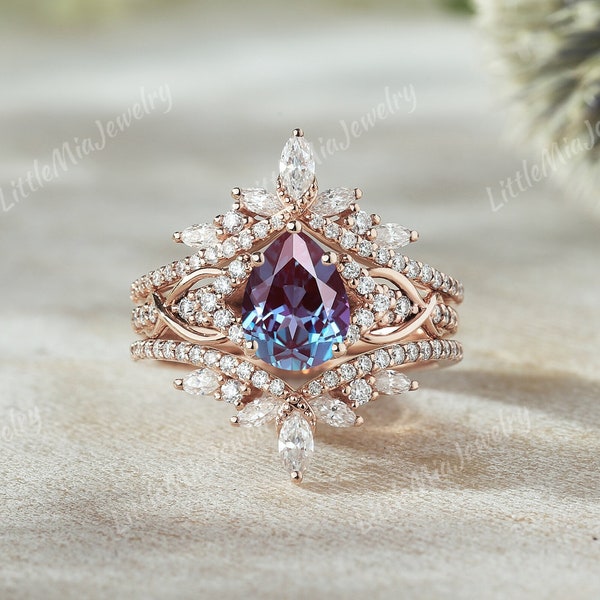 Anillo de compromiso de alejandrita conjunto de oro rosa anillo de moissanita potenciador anillo de alejandrita conjunto de anillo nupcial de vid de piedra preciosa púrpura conjunto de regalo para ella