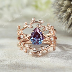 Unique Pear Cut Alexandrite Engagement Ring Set Rose Gold Moissanite Curved Wedding Band Leaf Natural Inspired Ring Anniversary Gift For Her