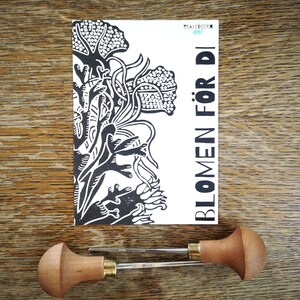 Postkarte Blumen plattdeutsch, Naturpapier raue Oberfläche, Grußkarte norddeutscher Spruch, floraler Algen Print, Kunstdruck Karte, Ahoi