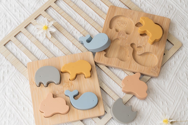 Personalized Montessori toy / Silicone and wood puzzle toy / Animal puzzle for children / Educational and awakening game / Personalized gift image 4