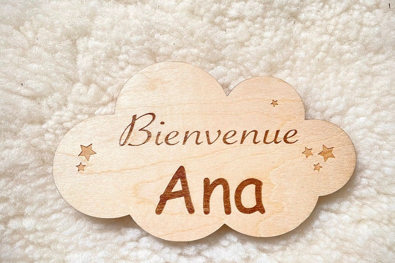 Engraved wooden cloud plaque / Birth souvenir bracelet / birth gift / baby souvenir box image 8