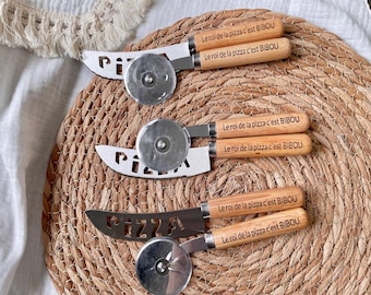 Coupe-pizza personnalisé / Cadeau pour la fête des mères, pères / Cadeau demande marraine, parrain / Cadeau petit budget pour collègue