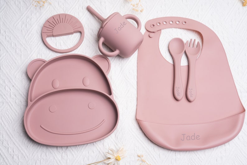 Set repas assiette et couverts pour enfant personnalisé / cadeau de baptêmes / cadeau de naissance / assiette silicone en hippopotame bébé image 7