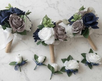 Bouquets de mariée, boutonnières et corsages, vendus en ensemble complet