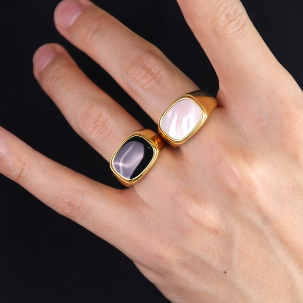 18K Gold Plated Mother-of-Pearl Ring, Chunky Gold Ring, Black Pax Ring, Black Signet Ring, Chunky Shell Ring, Stacking Rings, Gift for Her