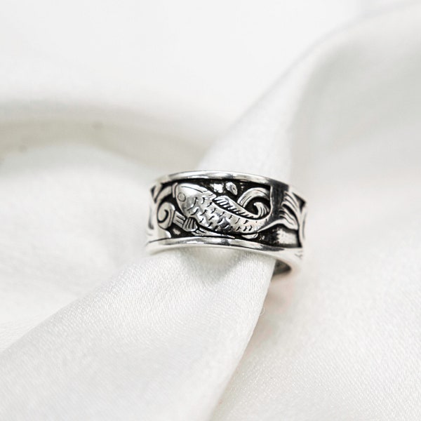 Koi Fish Ring, Cool Detail Silver Ring, Crafted Band Ring, Luck Ring, Boho Ring, Men Ring, Women Ring, Unisex Ring, Adjustable Sizing Ring