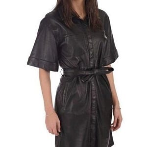 Women&#39;s & Girls 100% Genuine High Quality Soft Lambskin Leather New Designer Knee Length Leather Dress Regular Fit