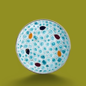 Piatto in mosaico di vetro italiano d&#39;epoca - Vassoio portaoggetti rotondo in smalto anni &#39;60, arredamento moderno di metà secolo, accento retrò per la casa, raro oggetto da collezione