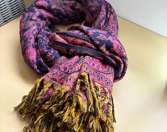 Hand-Loomed Yak Wool Blend Shawl: Himalayan Travel Wrap f4