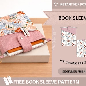 Peut inclure: Une pochette de livre rose avec un rabat supérieur à motifs floraux, contenant un carnet et des stylos. La pochette a une fermeture à bouton et un anneau doré. L'image comprend également le texte "BOOK SLEEVE" et "FREE BOOK SLEEVE PATTERN".