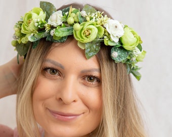 Floral bridal headpiece Peony wreath Fairy headpiece Flower wreath Rustic crown Flower girl halo Wedding flower crown Fairy halo crown Green