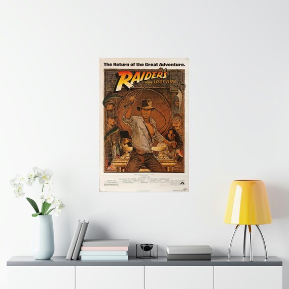 Insegna Metallica Vintage Barber Shop 1981 Indiana Jones, Latta 20x30 Cm - Decorazione Da Parete Per Pub E Man Cave