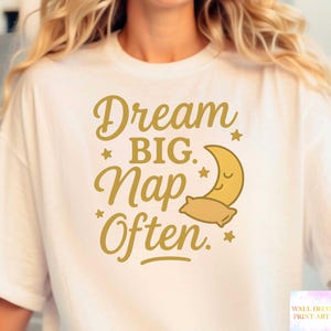 Dream Big Nick oft - Druckbares transparentes PNG-Design für T-Shirts, Sublimation, kommerzielle Nutzung, digitaler Download Print on Demand-Projekte