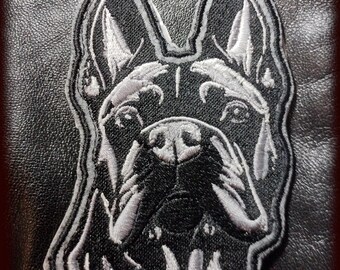 Strykmärke med hund, Cane Corso, DIY-broderi, broderat applikationsmärke från Nalla's Designs