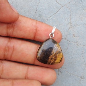 natural tiger eye silver necklace moonstone shape pendant necklace for men , women , girls , boys , best gift for her jewellery necklace