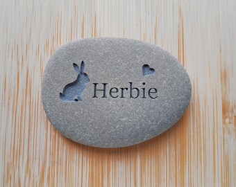 Piedra conmemorativa de conejo personalizada: regalo grabado para la pérdida de una mascota