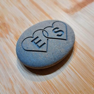 Love Hearts Anniversary Gift Wedding Vows Oath Stone Hand Carved Thoughtful Gift Interlocked Love Hearts Special Birthday Personalised Gift