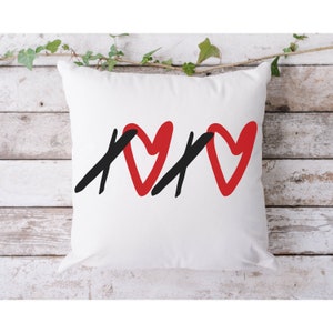 White square pillow, XOXO pillow, Hypoallergenic, Decorative pillow, Gift for friend, Various sized pillow, Throw pillow for couch