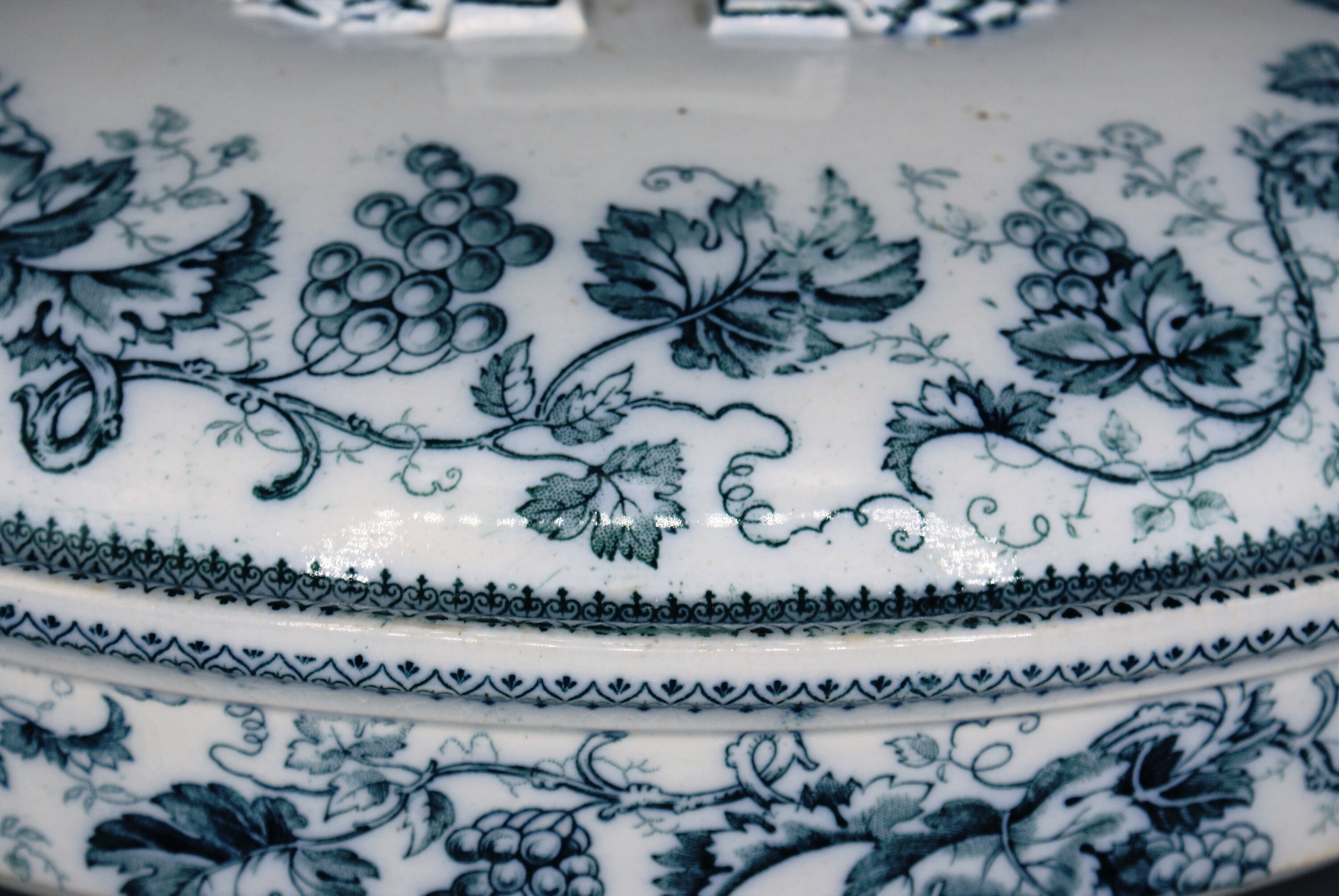 Two Wedgwood Antique Serving Bowls With Lid Etsy