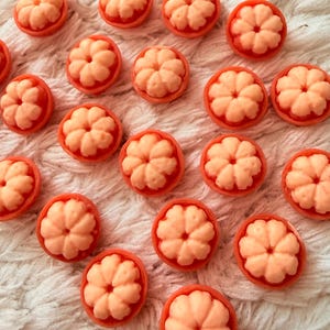 Botões de tangerina laranja | Botões fofos em formato de frutas para costura, ideais para roupas infantis, projetos de crochê e acessórios de artesanato.