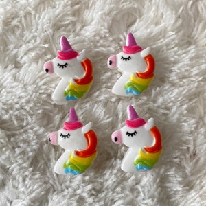 18mm Kids Baby Cute White Rainbow Color Unicorn Shank Sewing Buttons DIY Crochet Animal Girls Clothing Project Sewing and Kids Craft Supply
