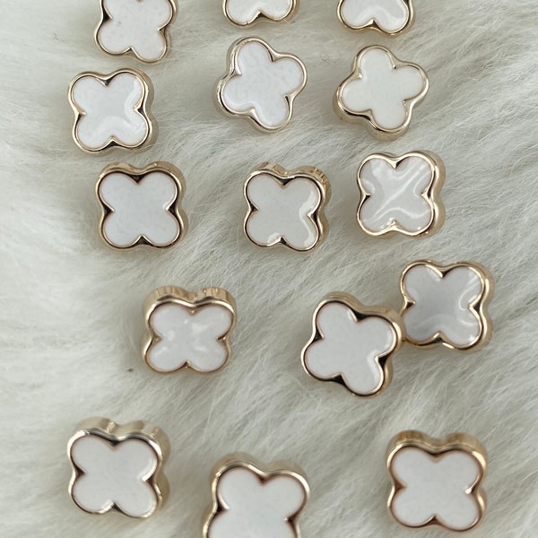 5PCS Women Black White Lucky Leaf Clover Sewing Buttons, Shirt Buttons , Diy and Scrapbooking