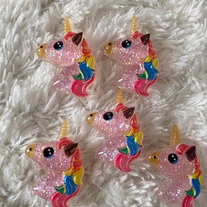 17 mm Kinder Baby Cartoon niedliches buntes Einhorn glänzender Schaft Nähen Knöpfe DIY Mädchen häkeln ClothingProgram Nähen und Kinder Handwerk Versorgung