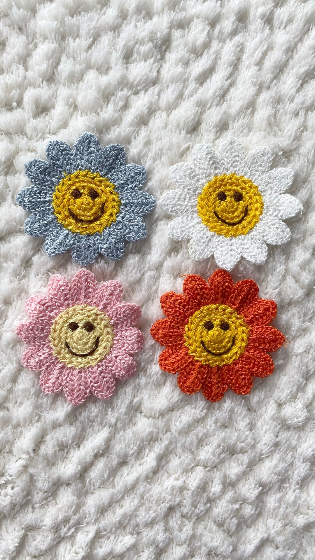 E-girls Happiness Flower バッヂ A Pocket Full Of Happiness - Dies - Flower Girls