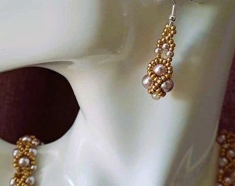 Dusky mauve and antique gold pearl and crystal choker and earrings set.