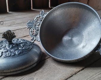 Norwegian Måstad pewter ornate small lidded bowl