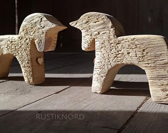 Handmade small wooden Folk Horses Pair – Rustic Nordic Scandi Decor