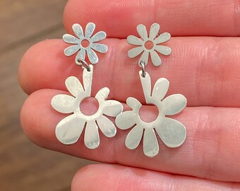 Pendientes de flores, Pendientes de oro, Pendientes de plata, Pendientes de acero inoxidable, Joyería impermeable joyería de moda Regalo para mujeres pendientes delicados