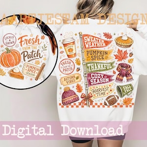 Könnte beinhalten: Ein weißes Sweatshirt mit einem farbenfrohen herbstlichen Grafikdruck. Das Design zeigt einen Fahnenmast mit Wimpeln, die mit Sweater Weather, Pumpkin Spice, Thankful, Cozy Season und Harvest Time beschriftet sind, sowie einen Kürbis, einen Kuchen und einen Football.