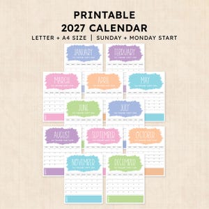 Puede incluir: Un conjunto de calendario imprimible 2027 con doce páginas mensuales en tamaños Carta y A4 con opciones de inicio en domingo y lunes. Cada página muestra el nombre del mes en un gráfico de pincelada blanca con acentos de colores pastel y cuadrícula.