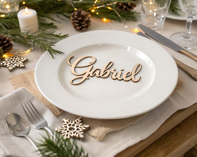 Event Name Place Cards: Wooden Table Decor