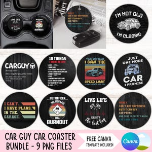 Può includere: Una collezione di sottobicchieri e accessori a tema auto. L'immagine include sottobicchieri con varie frasi come "Live Life", "Burnout" e "I'm Not Old, I'm Classic". Il pacchetto include anche un portachiavi per auto.