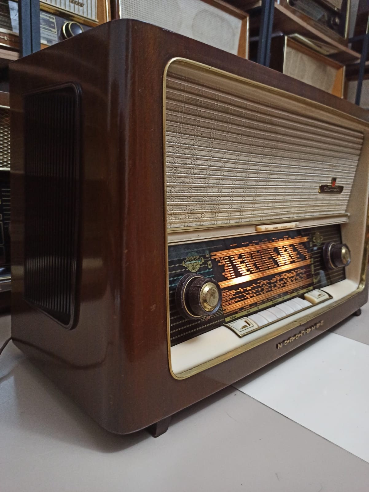Nordmende CARMEN , Vintage Radio, Old Radio, Collector Radio, Antique ...