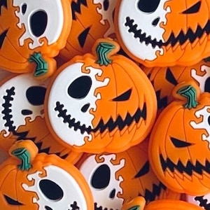 Halloween Focal Bead•Pumpkin Skeleton