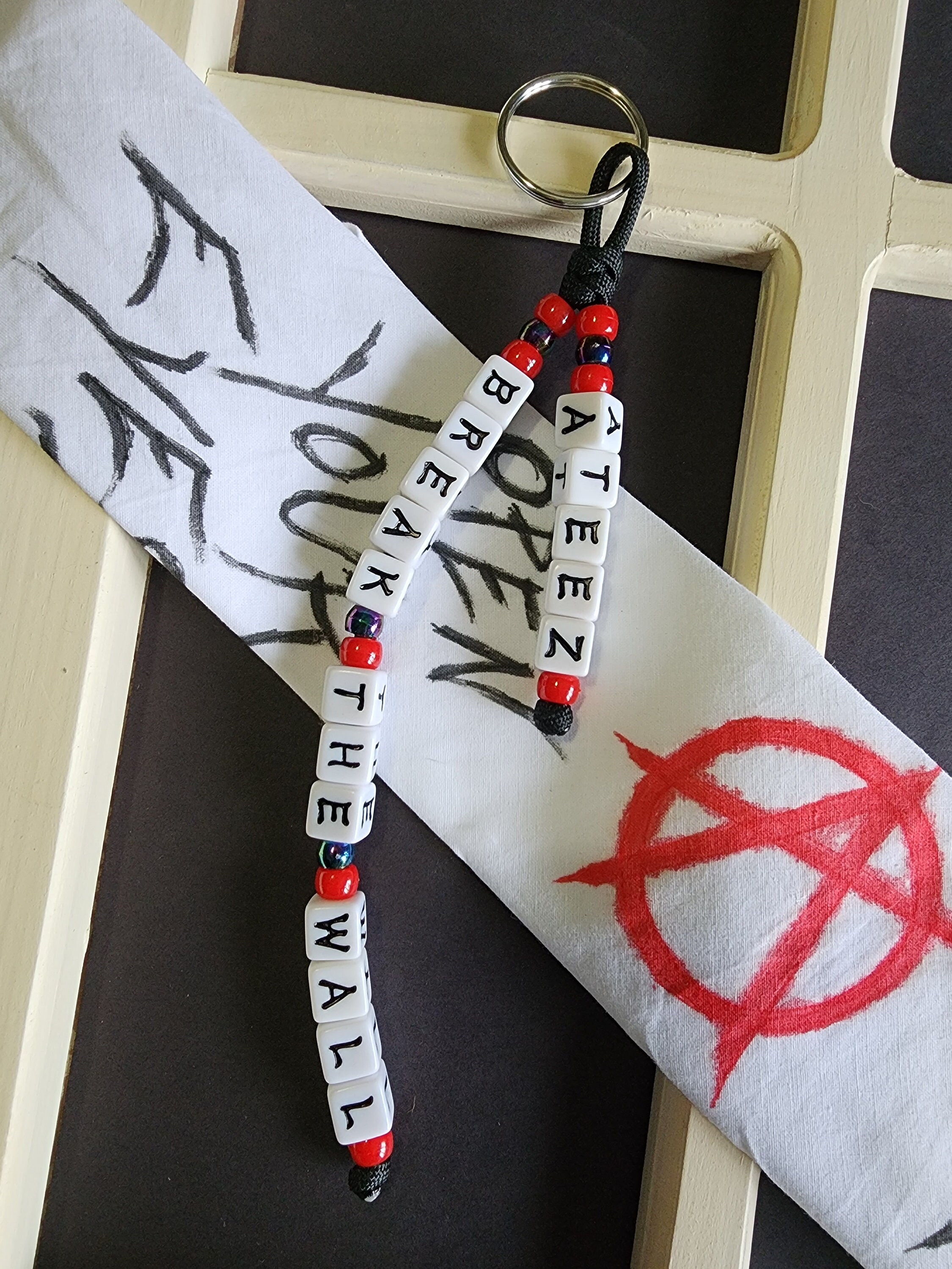 ATEEZ - LARGE, Break the Wall, Keychain! - Etsy
