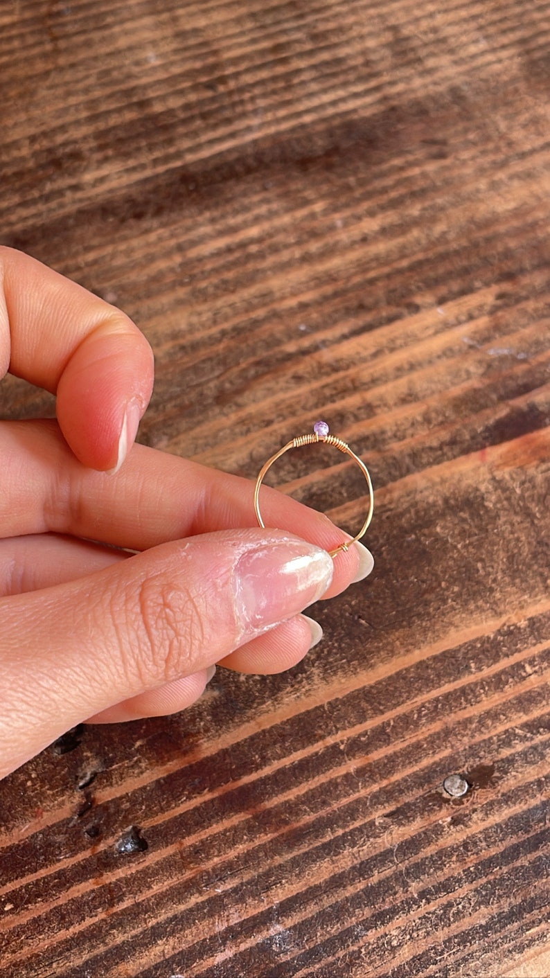 Fine gold-plated ring set with a seed pearl image 3