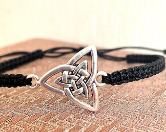 Double Triquetra Amulet Charm braided bracelet (multicolor)/minimalist jewelry handmade/friendship bracelet lucky charm